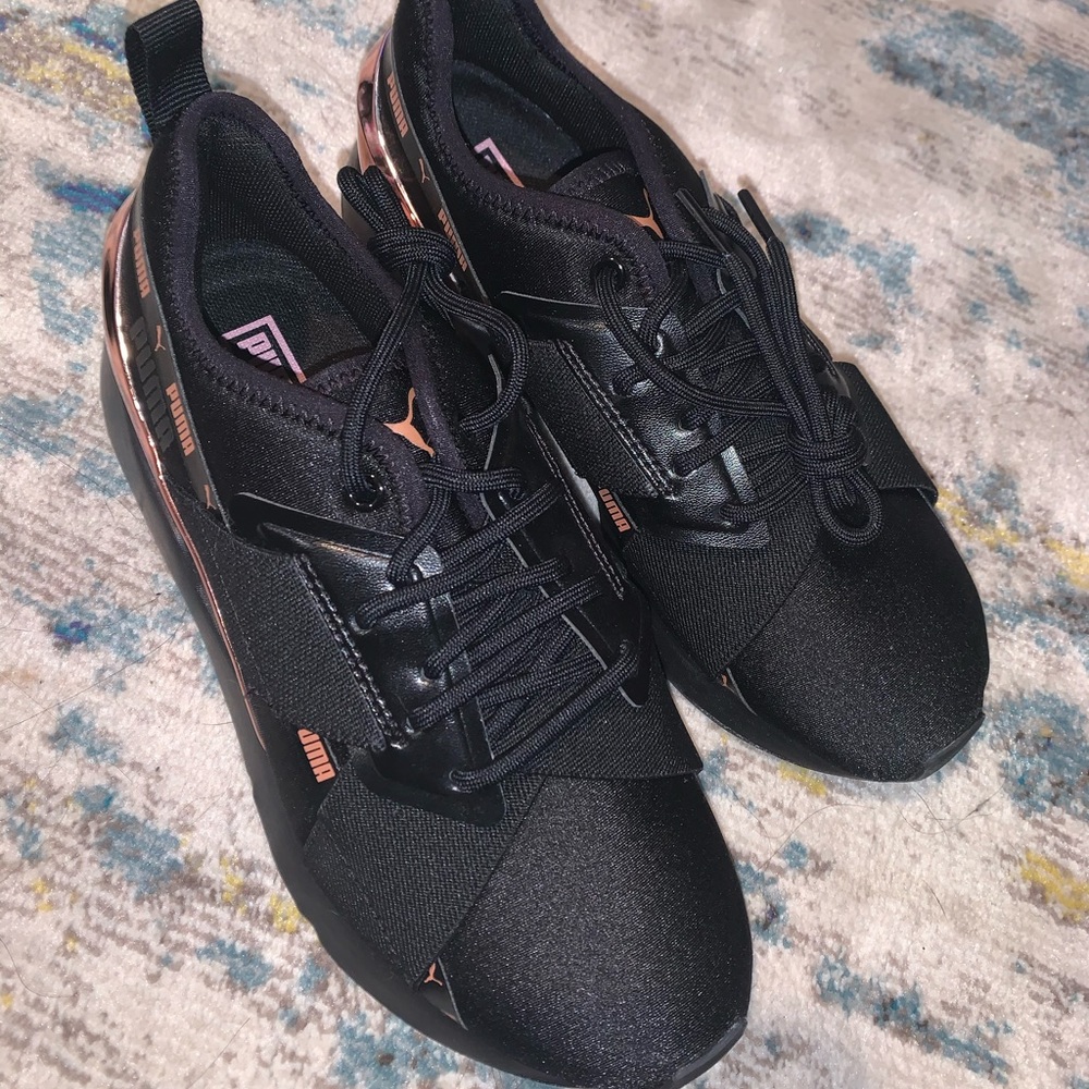 Black & Rose Gold Puma Muse